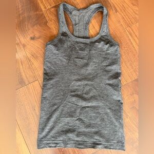 Lululemon Athletica Swiftly Tech Charcoal Grey Racerback Tank Top size 2